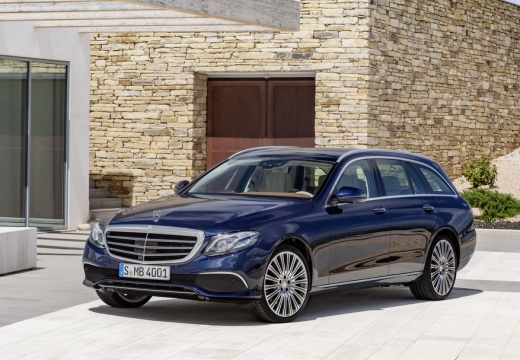 Mercedes-Benz E 200 T 9G-TRONIC (seit 2016) Front + links